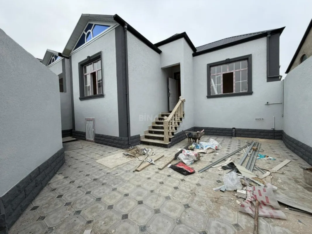 Satılır 3 otaqlı həyət evi 100 m²