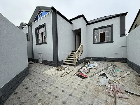 Satılır 3 otaqlı həyət evi 100 m²