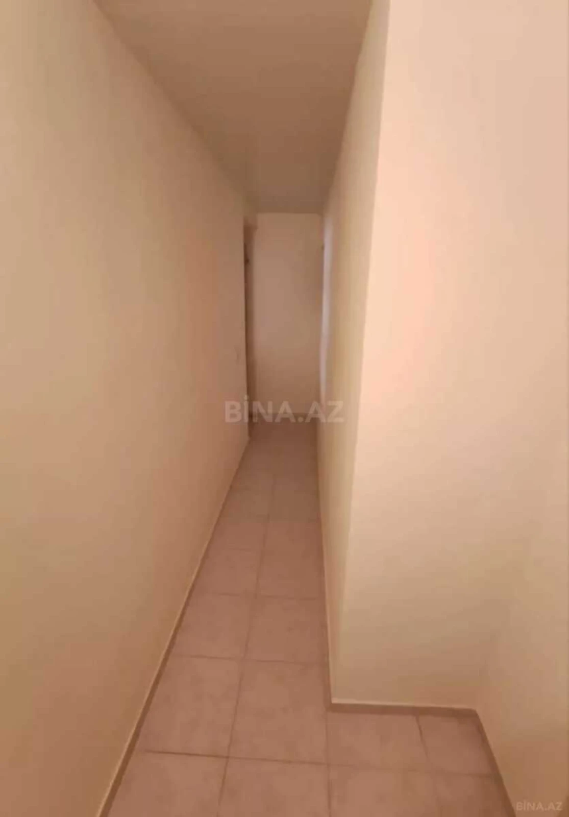 Satılır 6 otaqlı həyət evi 250 m²