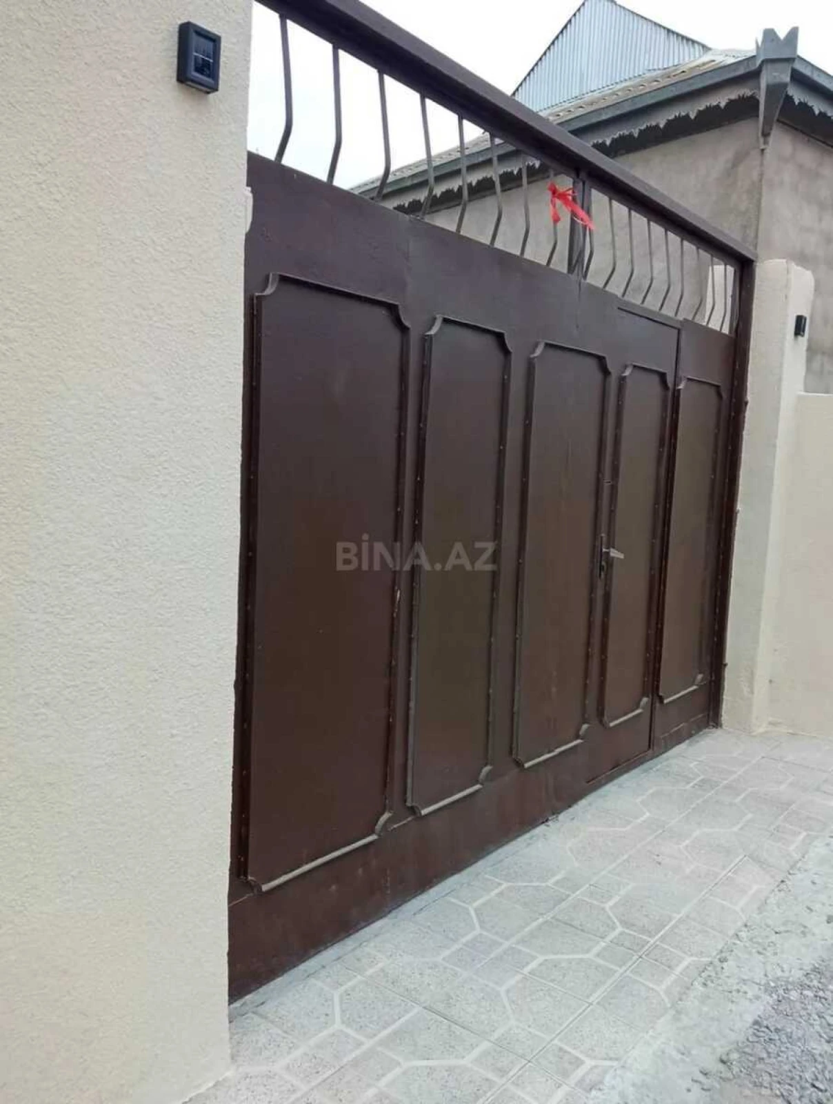 Satılır 6 otaqlı həyət evi 250 m²