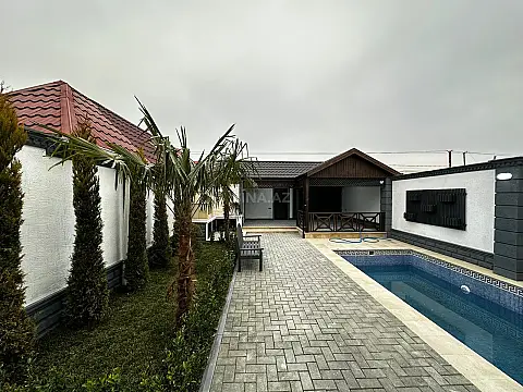 Satılır 4 otaqlı həyət evi 120 m²