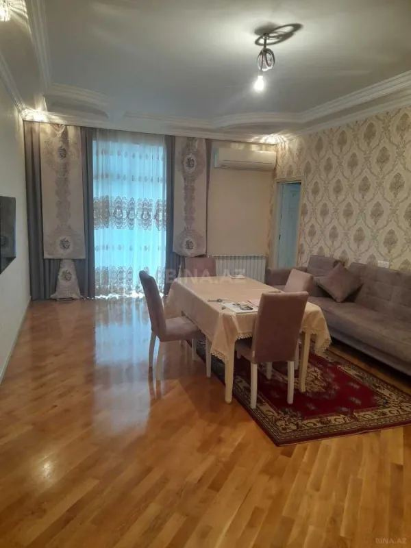 Kirayə verilir 3 otaqlı mənzil 120 m²
