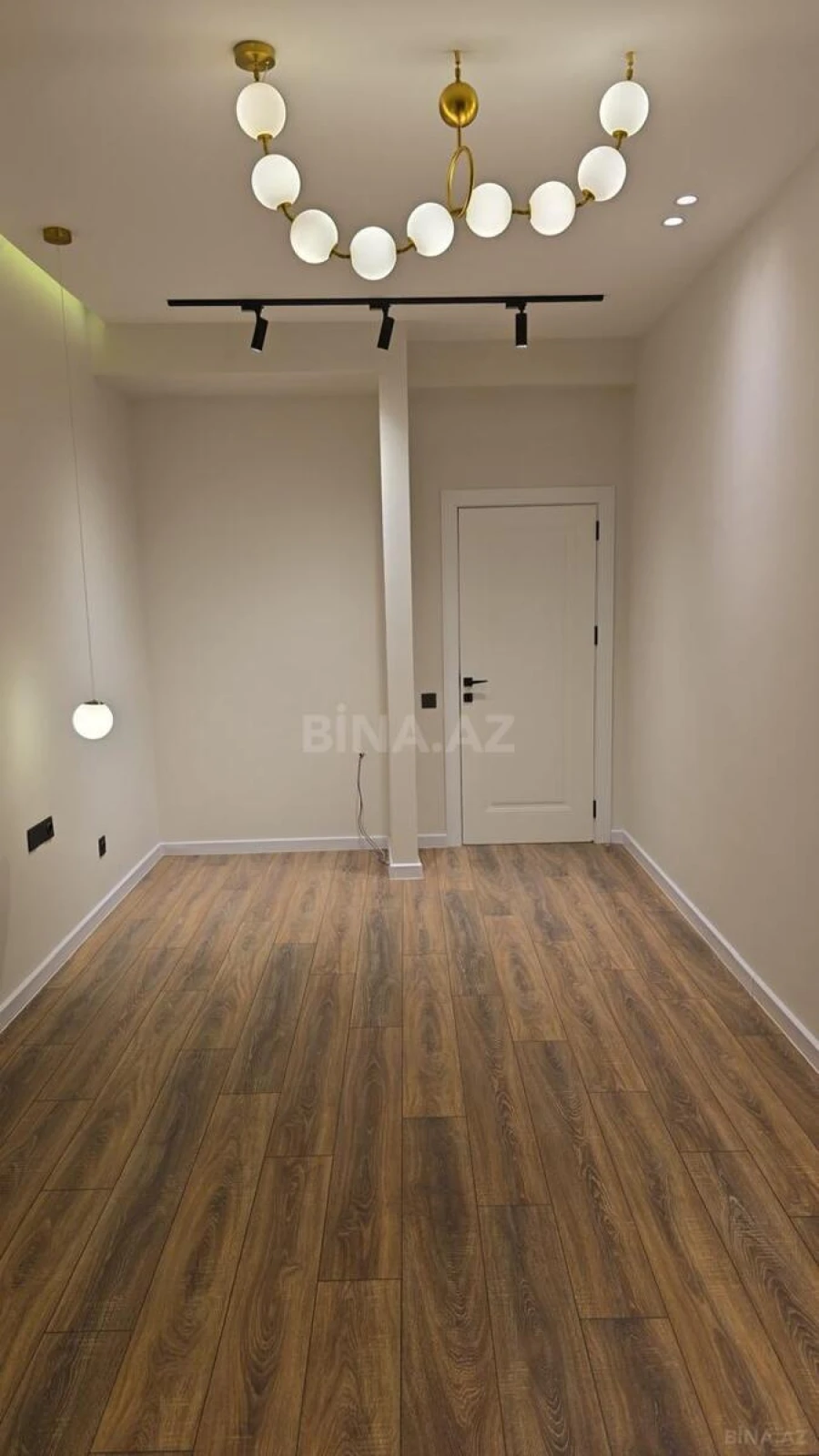Satılır 3 otaqlı mənzil 85 m²