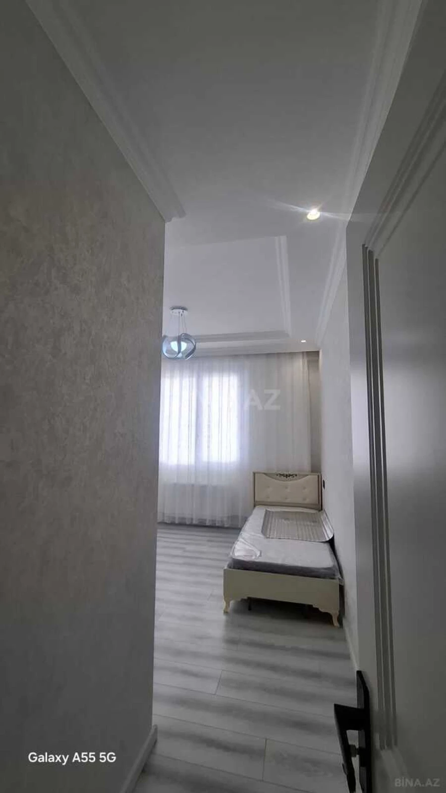 Kirayə verilir 4 otaqlı mənzil 140 m²