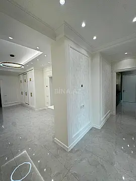 Satılır 4 otaqlı mənzil 170 m²