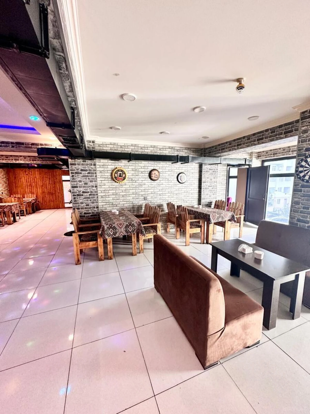 Kirayə verilir obyekt 80 m²