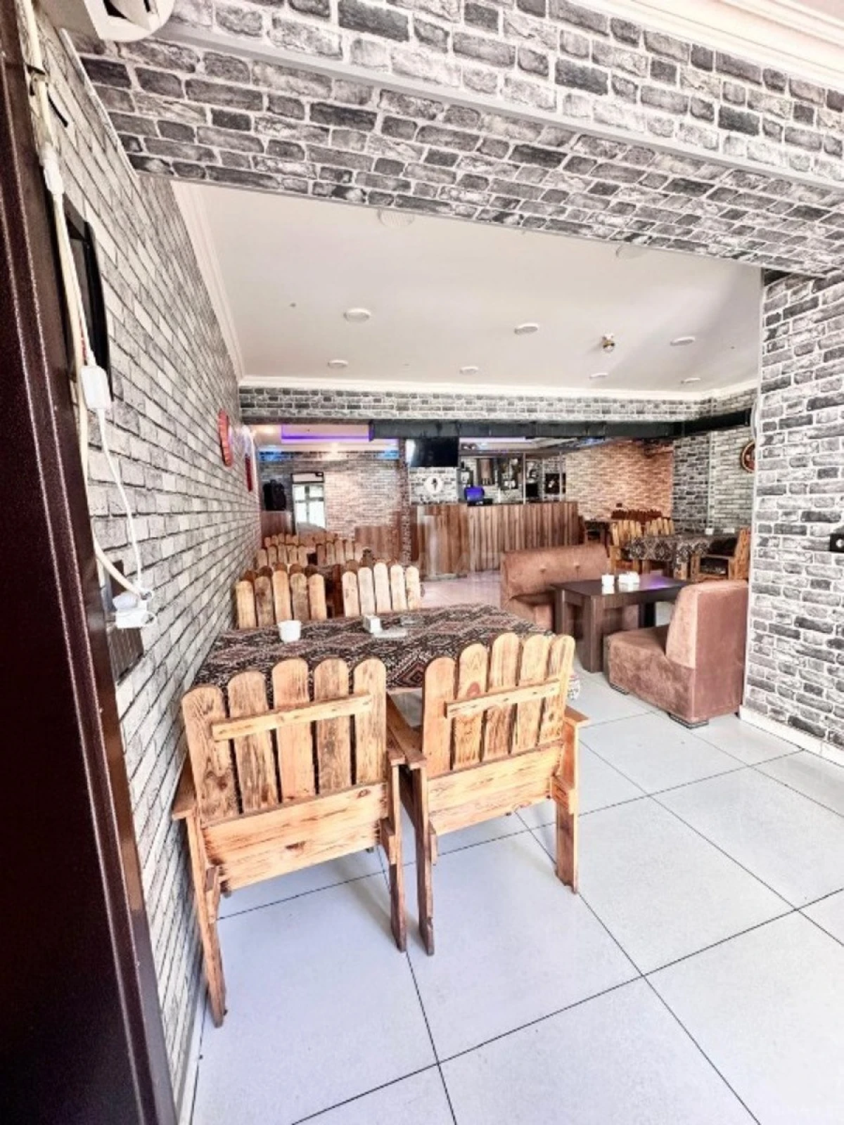 Kirayə verilir obyekt 80 m²