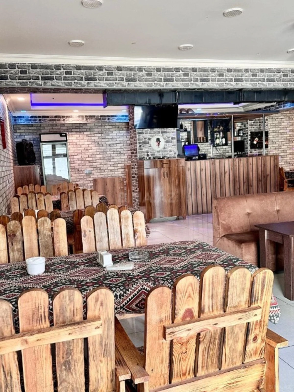 Kirayə verilir obyekt 80 m²