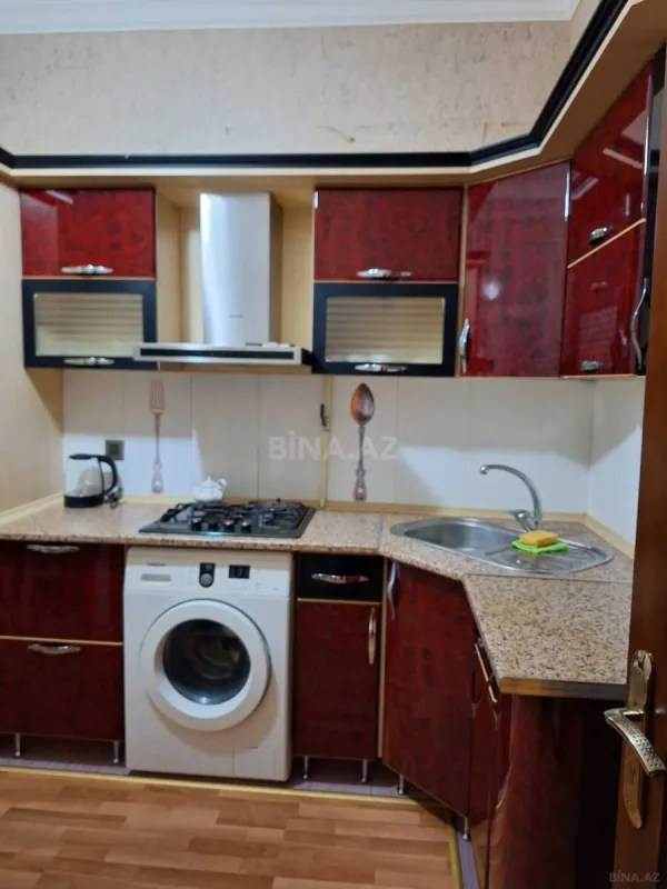 Kirayə verilir 3 otaqlı mənzil 94 m²