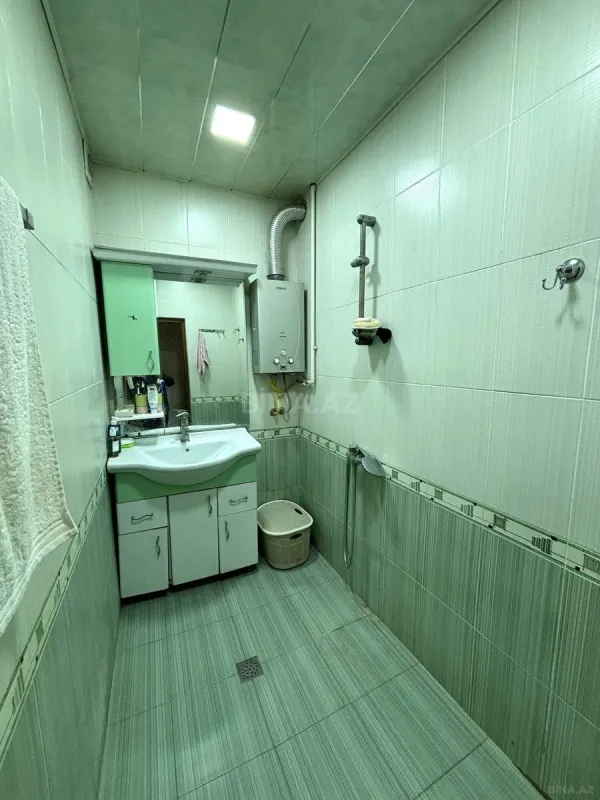 Satılır 4 otaqlı mənzil 105 m²