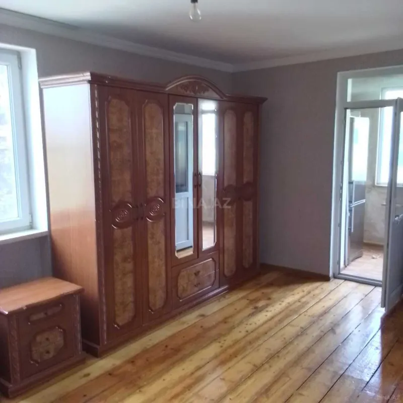 Satılır 2 otaqlı mənzil 45 m²