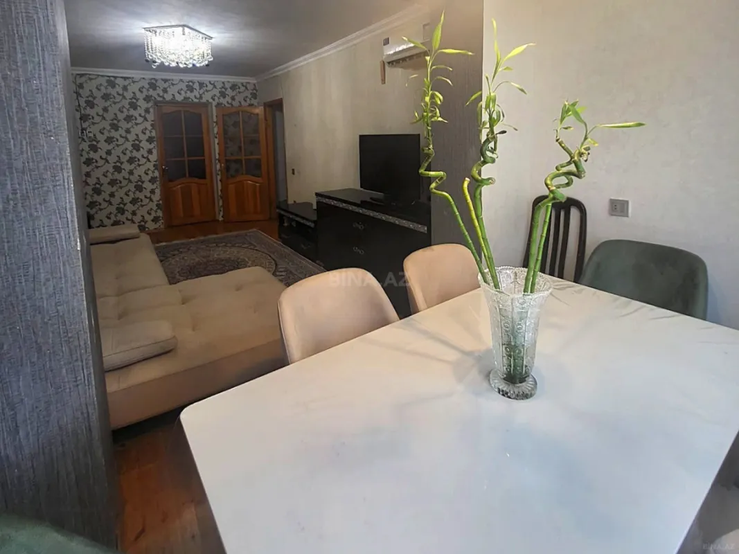 Satılır 2 otaqlı mənzil 55 m²