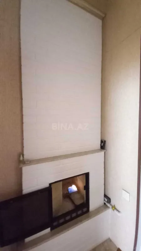 Satılır 6 otaqlı mənzil 200 m²