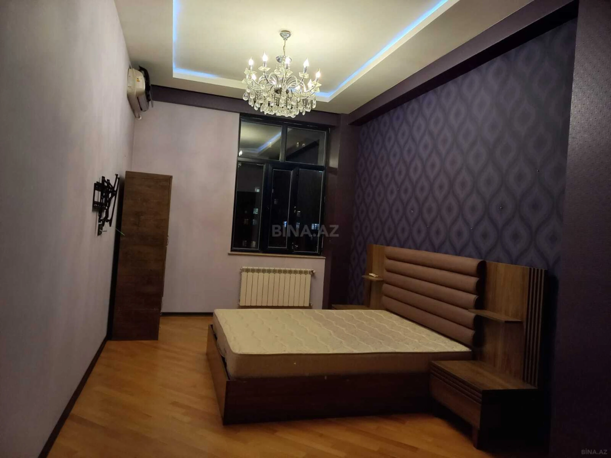 Kirayə verilir 3 otaqlı mənzil 160 m²