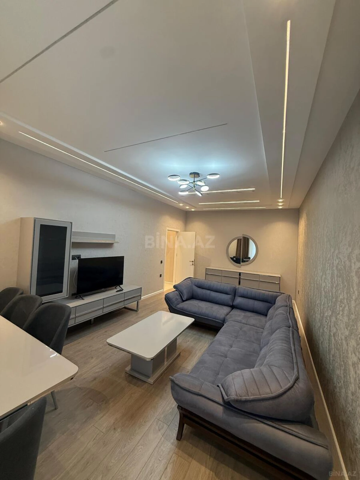 Kirayə verilir 2 otaqlı mənzil 100 m²