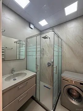 Kirayə verilir 2 otaqlı mənzil 100 m²