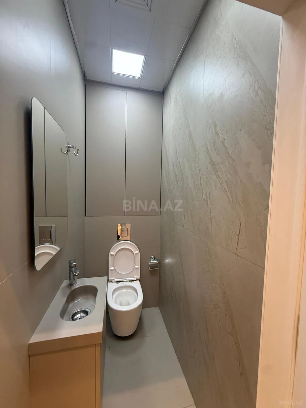Kirayə verilir 2 otaqlı mənzil 100 m²