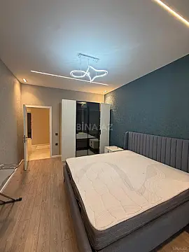 Kirayə verilir 2 otaqlı mənzil 100 m²