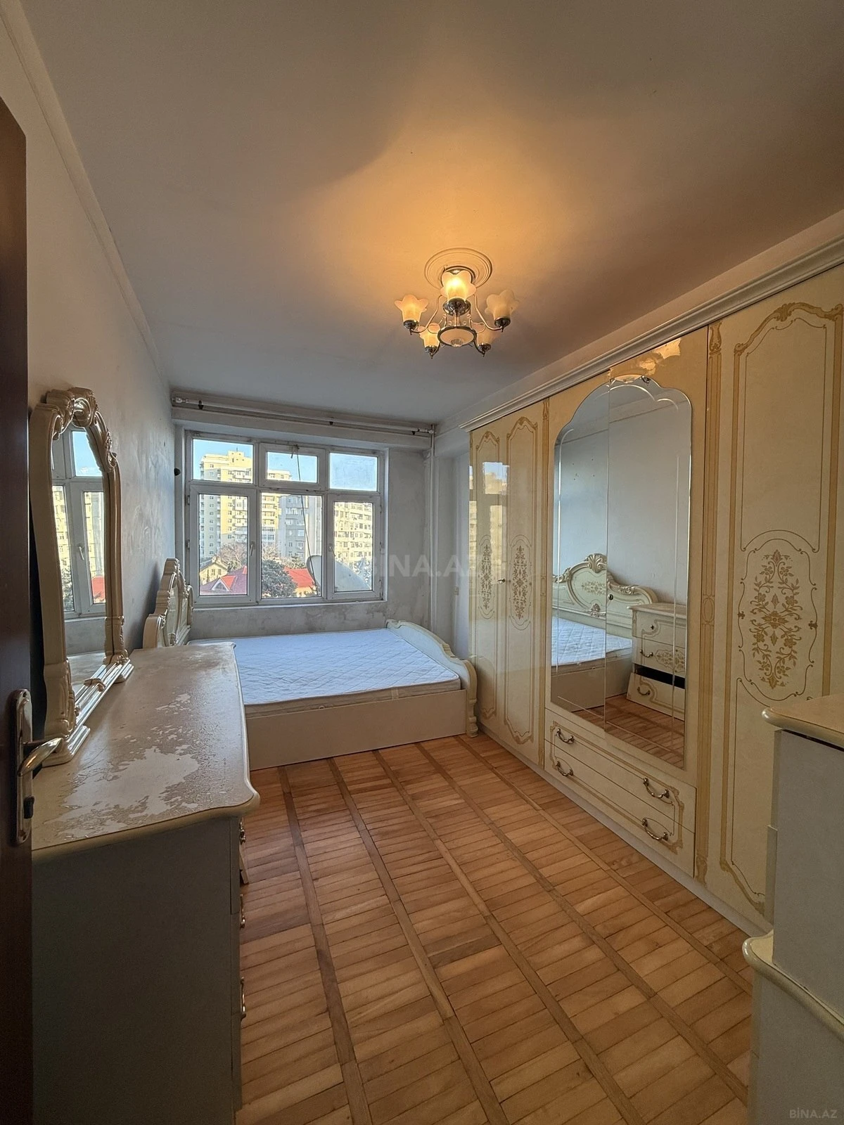 Kirayə verilir 2 otaqlı mənzil 50 m²