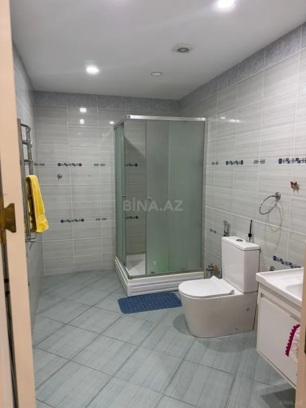 Kirayə verilir 2 otaqlı mənzil 77 m²