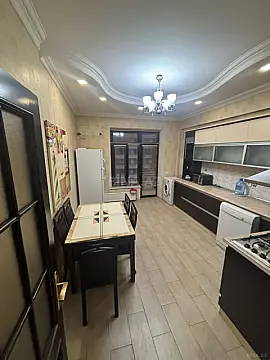 Kirayə verilir 2 otaqlı mənzil 100 m² — Bakı, Xətai 2 otaq 100.00 m²