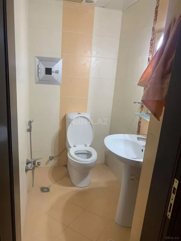 Kirayə verilir 2 otaqlı mənzil 100 m²