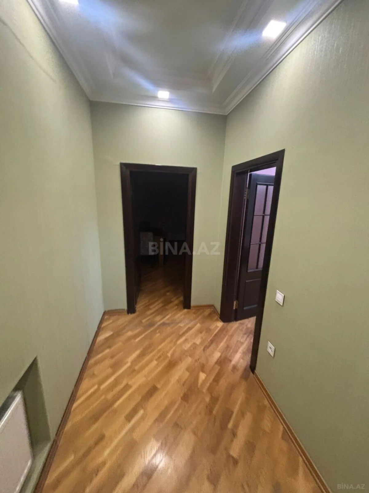 Kirayə verilir 2 otaqlı mənzil 100 m²