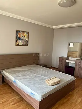 Kirayə verilir 3 otaqlı mənzil 86 m²