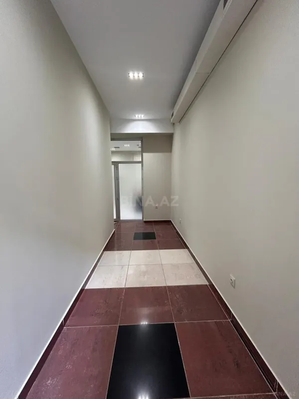 Kirayə verilir 3 otaqlı ofis 60 m²