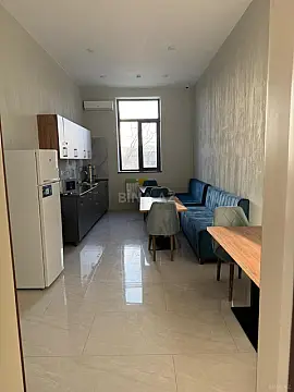Kirayə verilir 1 otaqlı ofis 20 m²