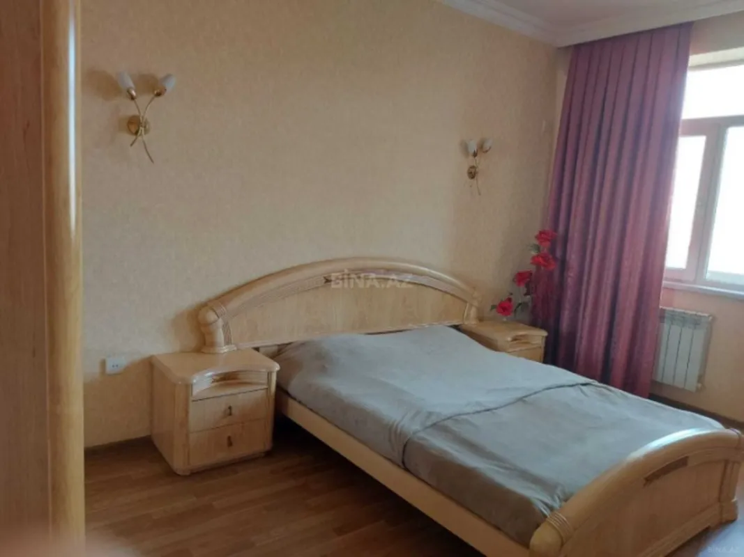 Kirayə verilir 3 otaqlı mənzil 128 m²