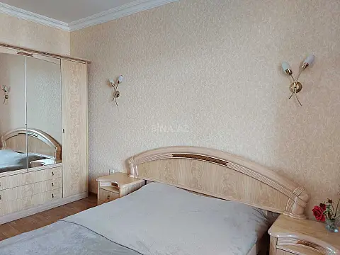 Kirayə verilir 3 otaqlı mənzil 128 m²