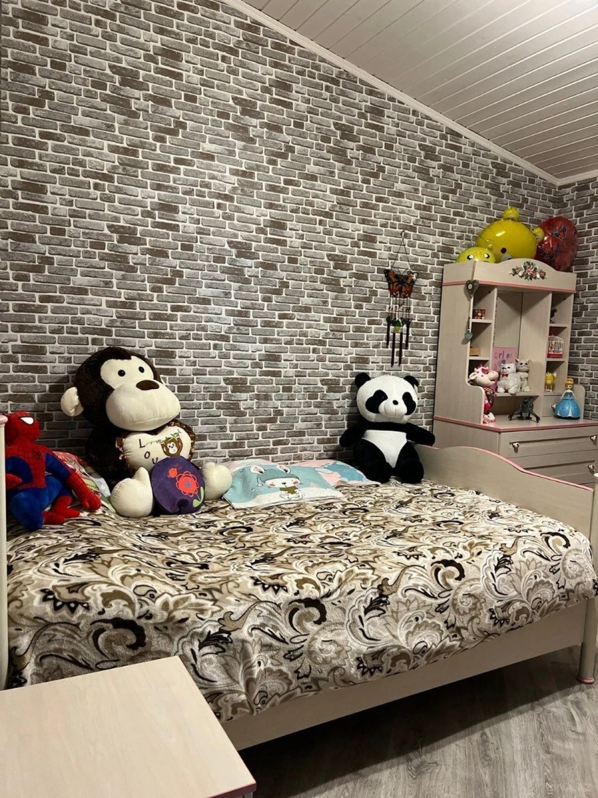 Satılır 4 otaqlı mənzil 155 m²