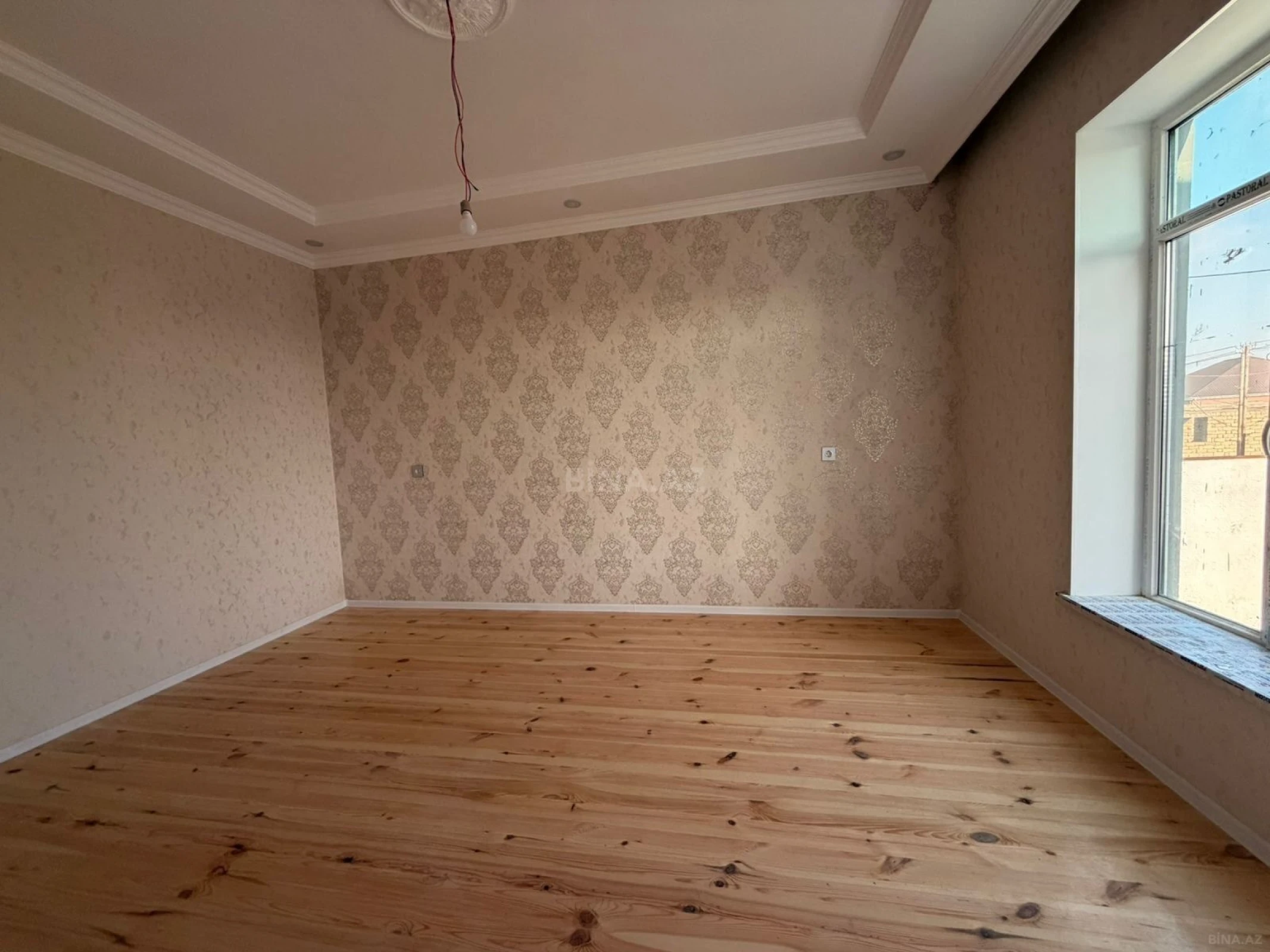 Satılır 2 otaqlı həyət evi 75 m²