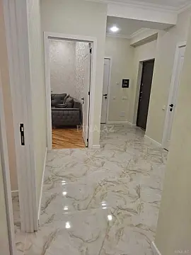 Kirayə verilir 3 otaqlı mənzil 105 m²