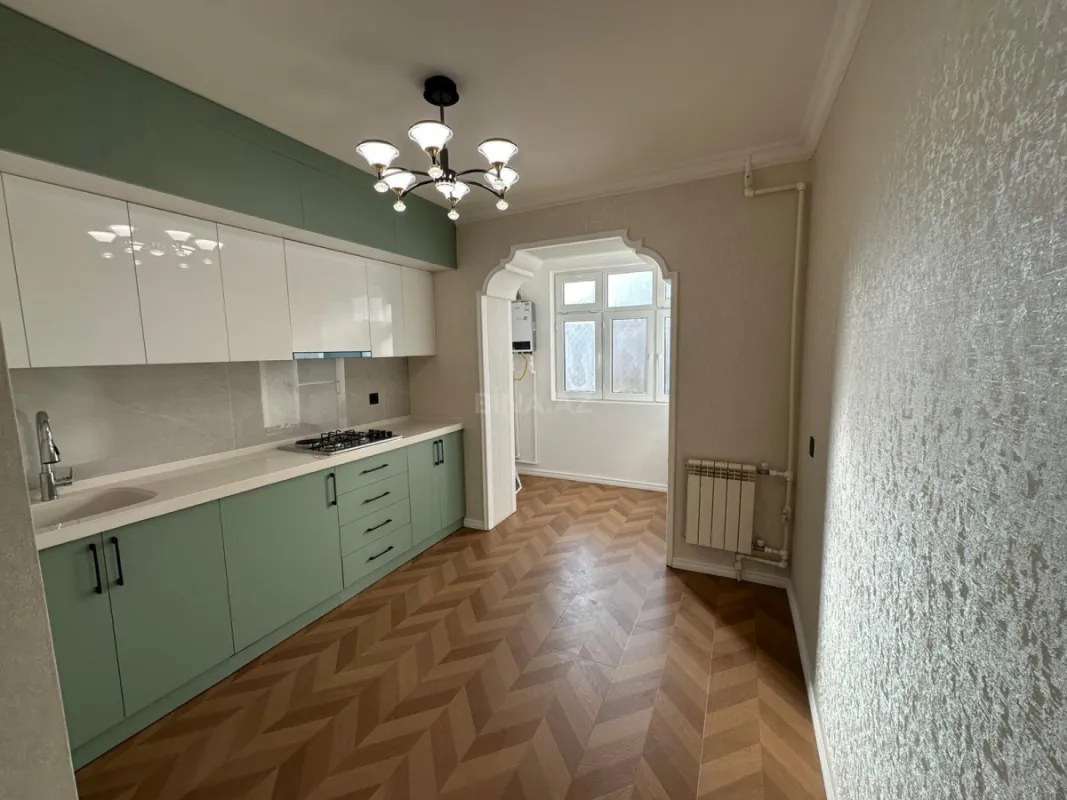 Satılır 3 otaqlı mənzil 82 m²
