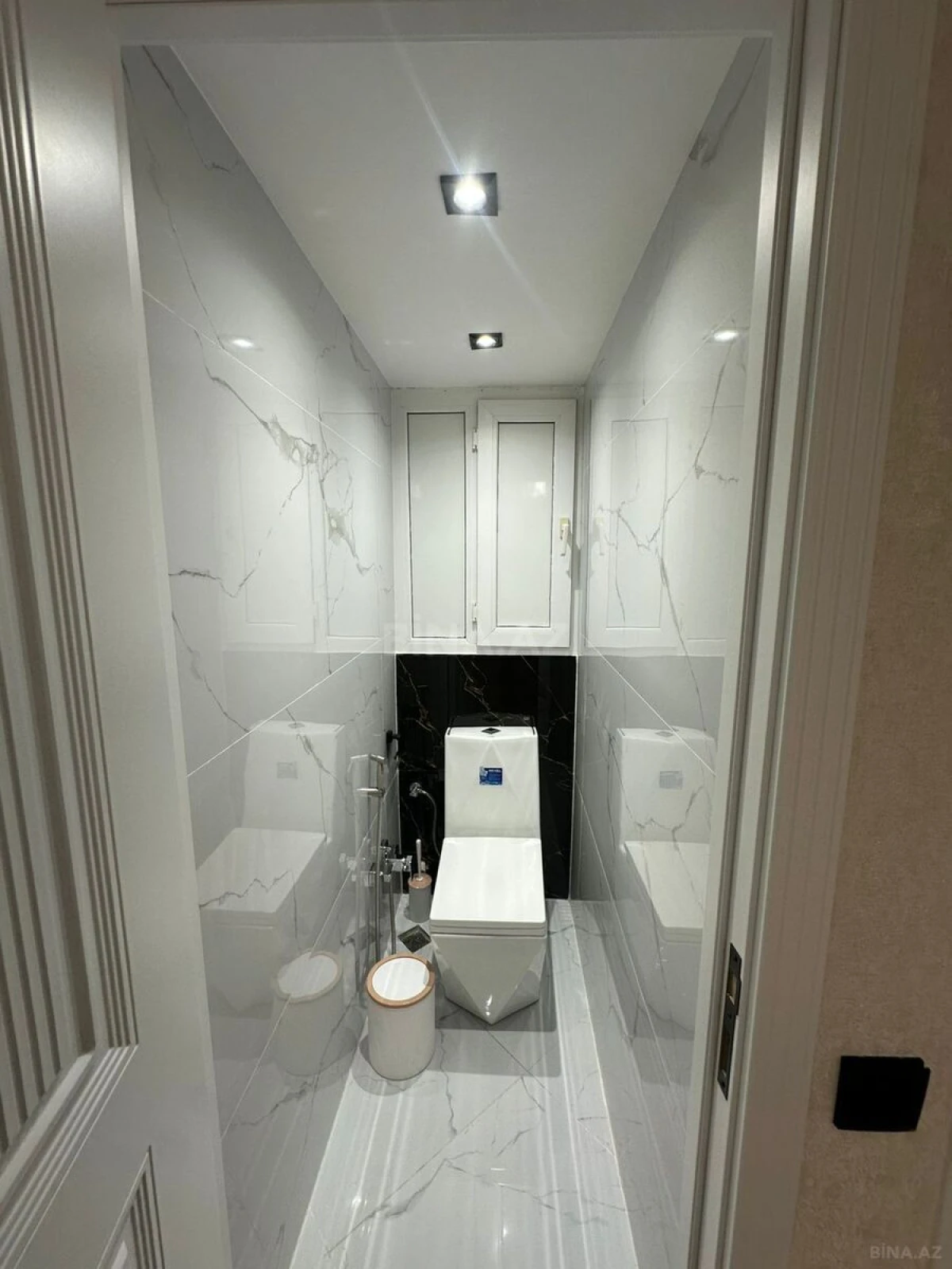 Satılır 3 otaqlı mənzil 82 m²