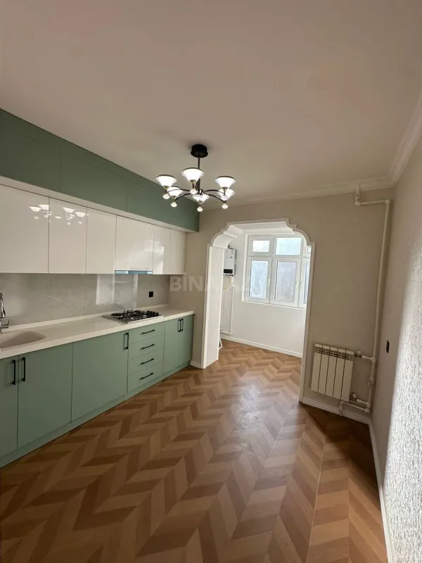 Satılır 3 otaqlı mənzil 82 m²
