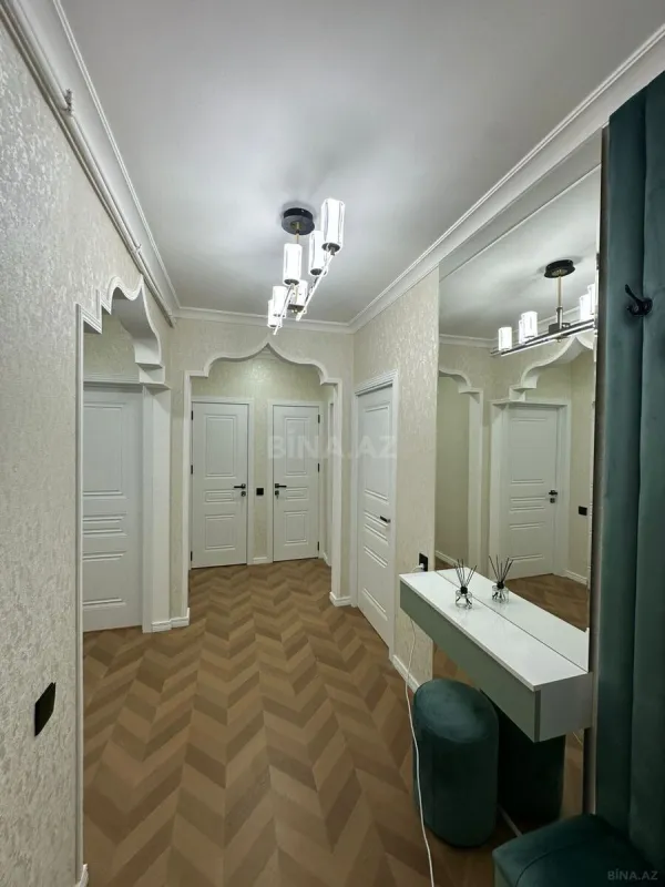 Satılır 3 otaqlı mənzil 82 m²