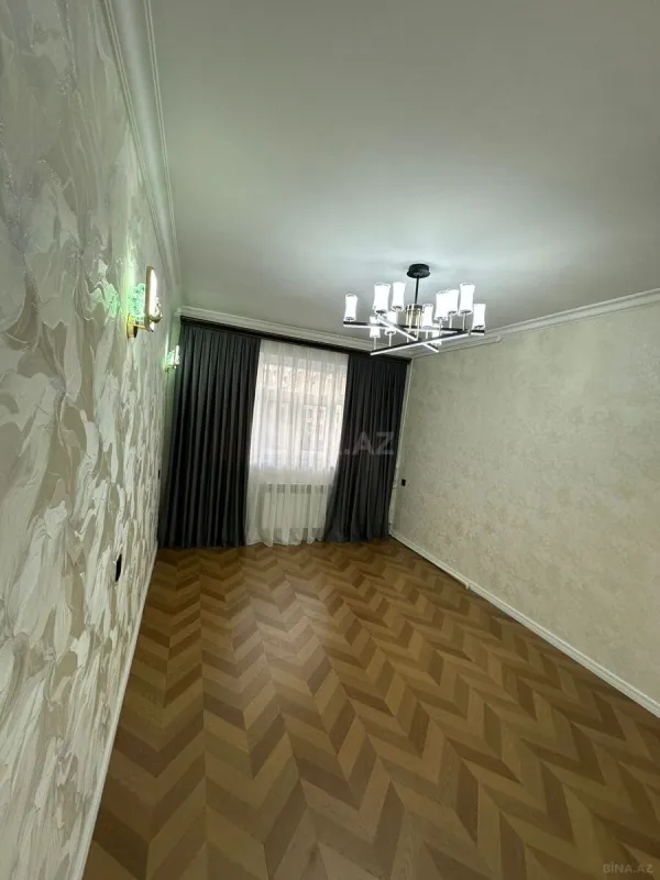 Satılır 3 otaqlı mənzil 82 m²