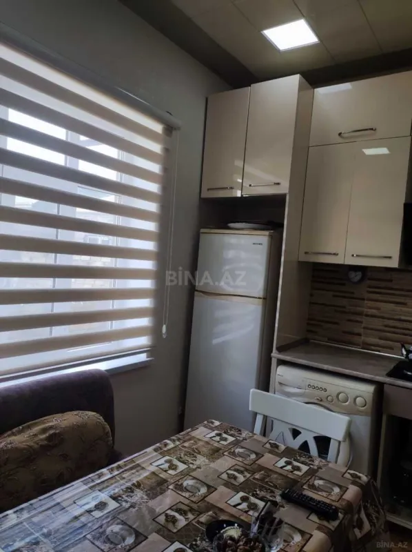 Satılır 4 otaqlı həyət evi 200 m²