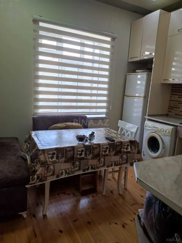 Satılır 4 otaqlı həyət evi 200 m²