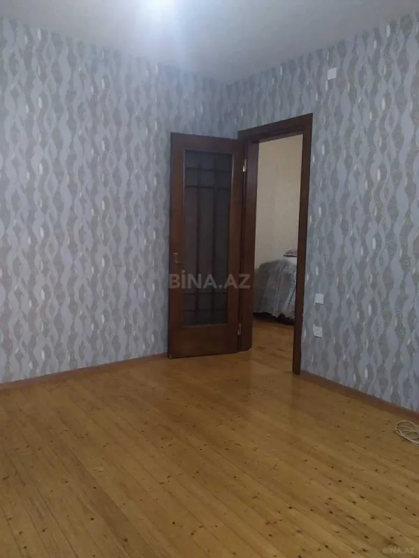 Satılır 4 otaqlı həyət evi 200 m²