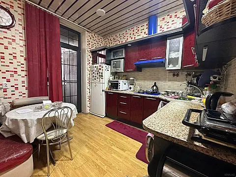 Satılır 3 otaqlı mənzil 56 m²