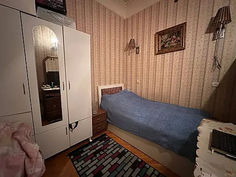 Satılır 3 otaqlı mənzil 56 m²