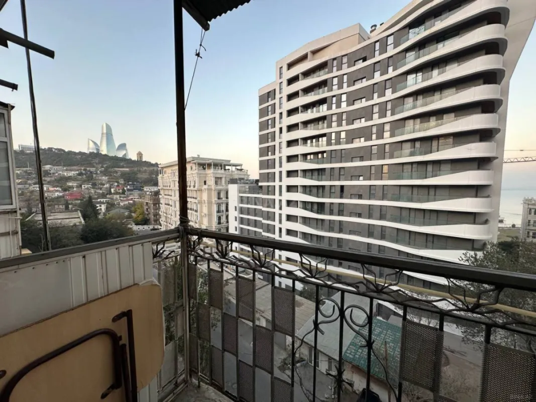 Satılır 3 otaqlı mənzil 56 m²