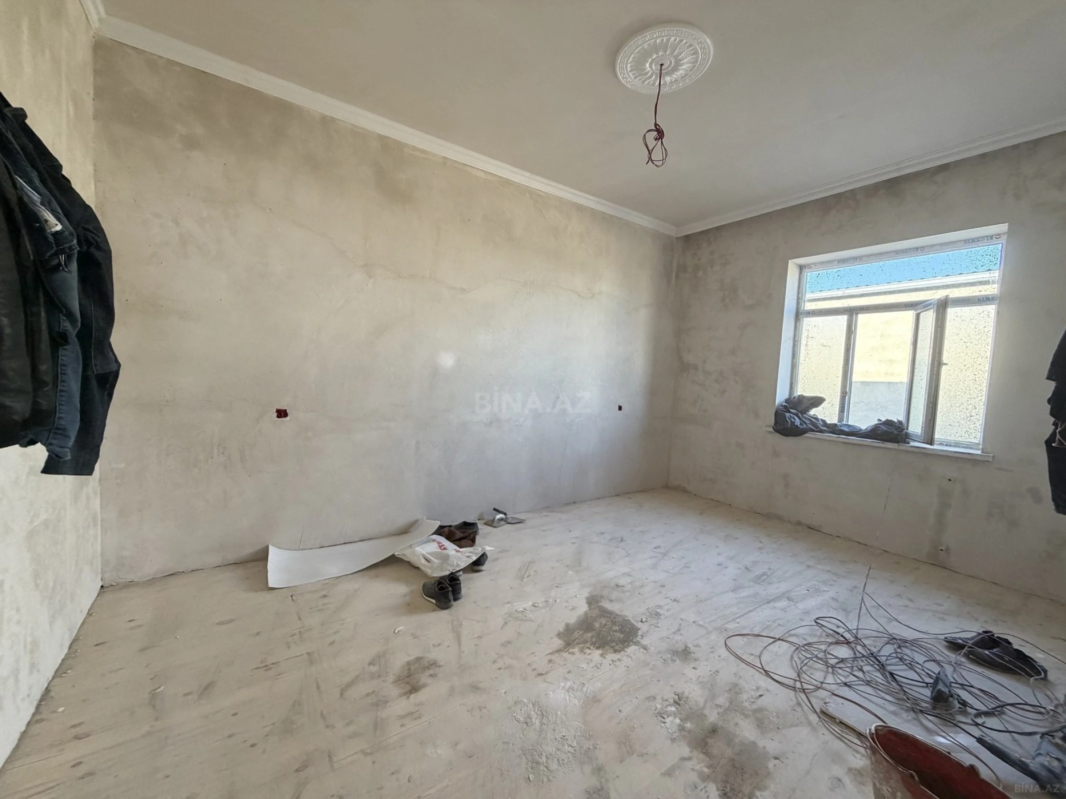 Satılır 3 otaqlı həyət evi 100 m²