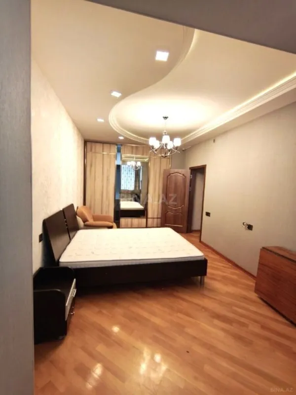Satılır 3 otaqlı mənzil 80 m²