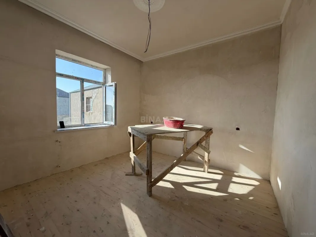 Satılır 3 otaqlı həyət evi 100 m²