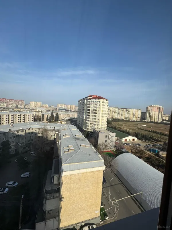 Satılır 3 otaqlı mənzil 138 m²